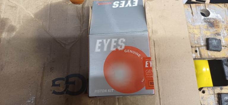 Honda cbr125r piston 