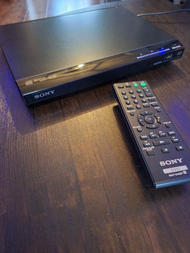 Sony DVD CD Player with Remote - As Good As New