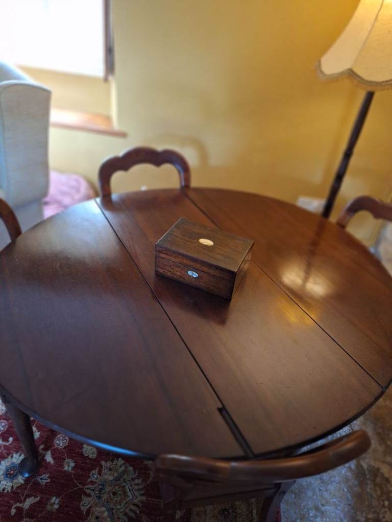 Georgian solid wood drop leaf dinning table and chairs