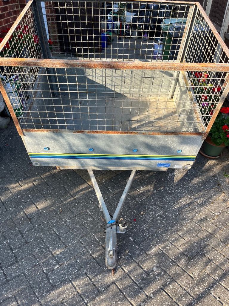 Trelago Car trailer in excellent condition very expensive when new cost over £1500.