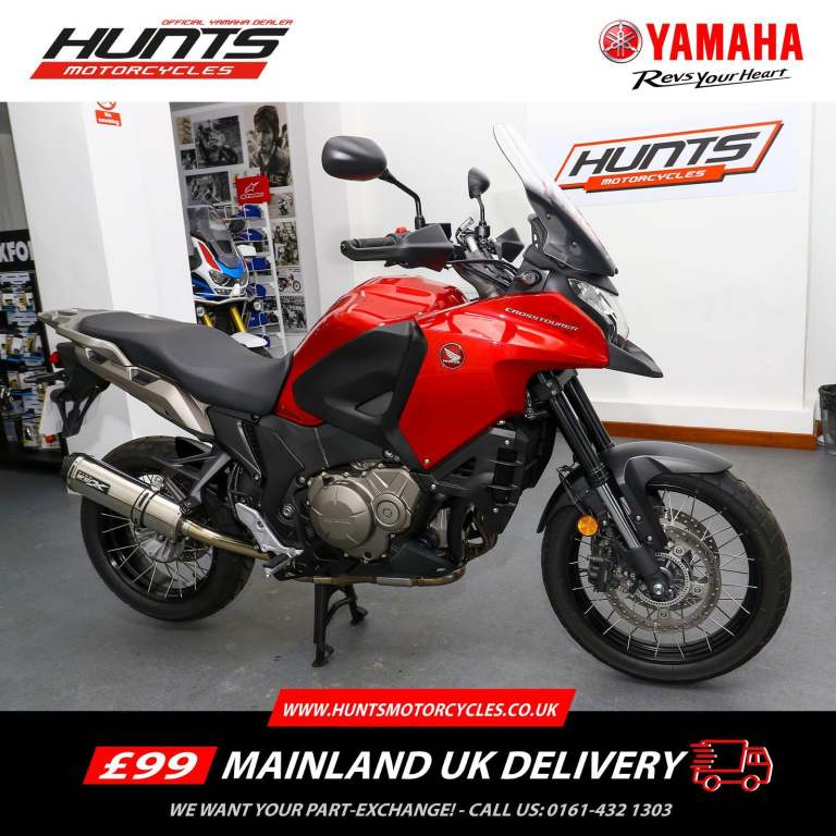 2019 '68 Honda VFR1200X Crosstourer. 4,825 MILES. Top Box, Heated Grips. £6,995