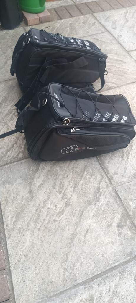Motorcycle luggage 