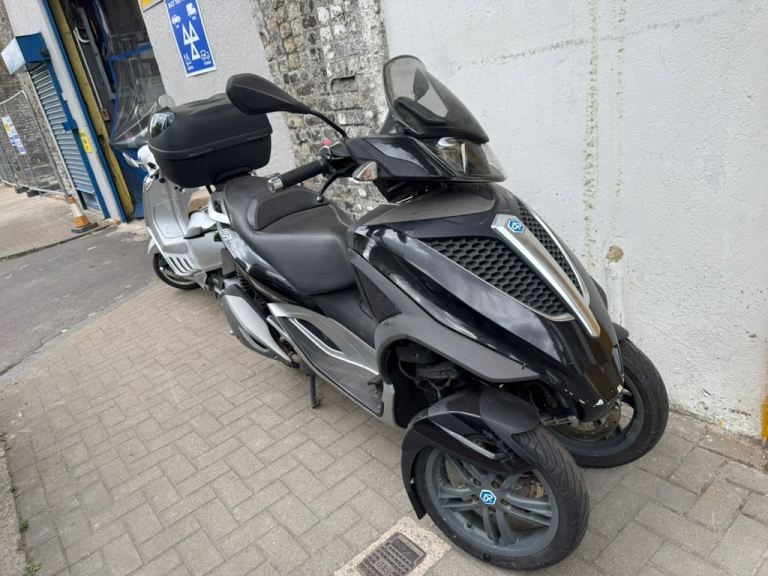 Piaggio, MP3, 2012, 278 (cc) low mileage. reasonable offers considered