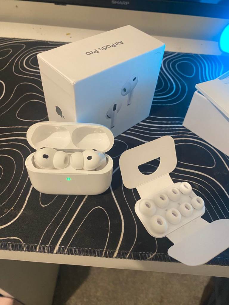 Apple AirPods Pro 3 – Brand new