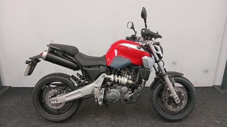 YAMAHA MT-03 ** READY TO GO - HAND GUARDS - MOT MARCH 2027 ** 