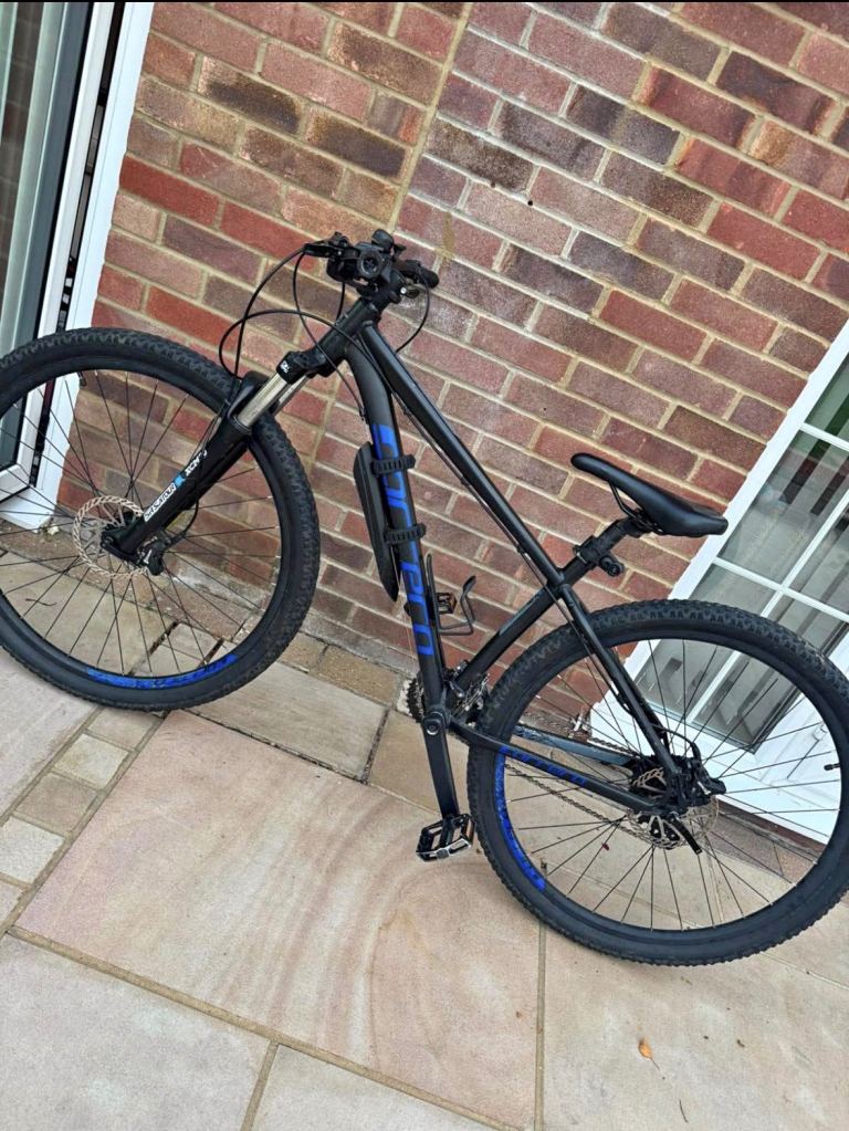 Carrera Hellcat 29 Mountain Bike – 16" Frame, Good Condition