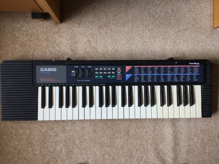  	 Casio CA-110 Tonebank Electric Keyboard.