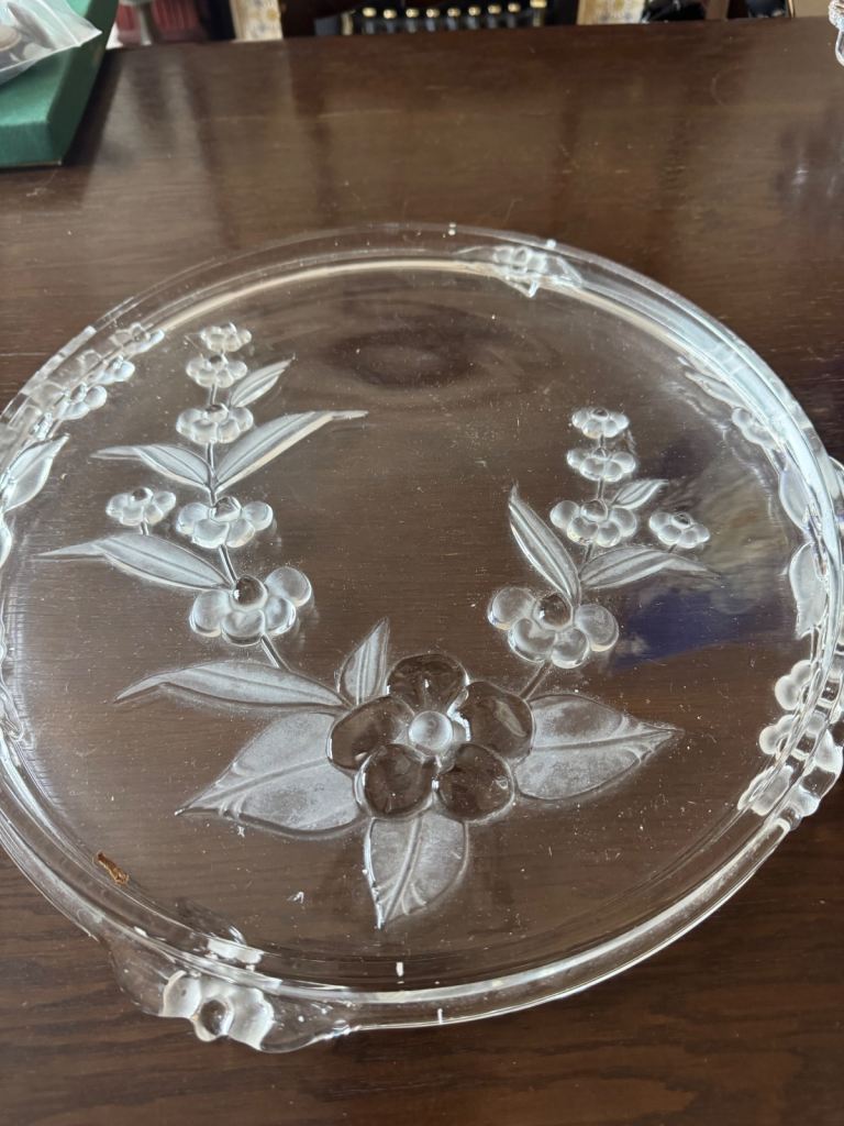 Reduced!!!Vintage Cake plate