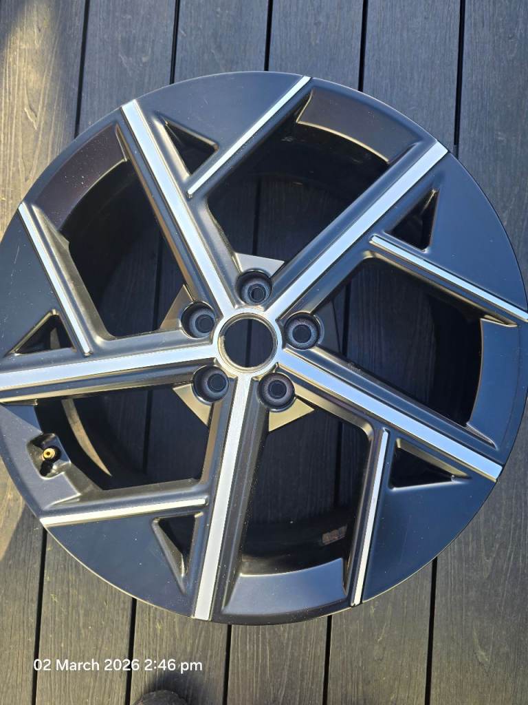 Hyundai Ioniq 5 20inch Wheel From N Line S 52910-g1730 unmarked in very good cond