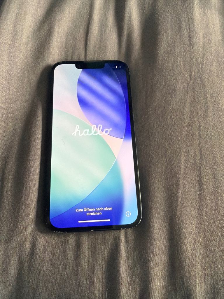 iPhone 13