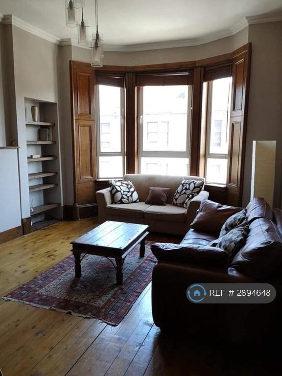 1 bedroom in Cathcart Road, Glasgow, G42 (#2894648)