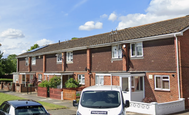 Bledlow Close	 SE28 8HF