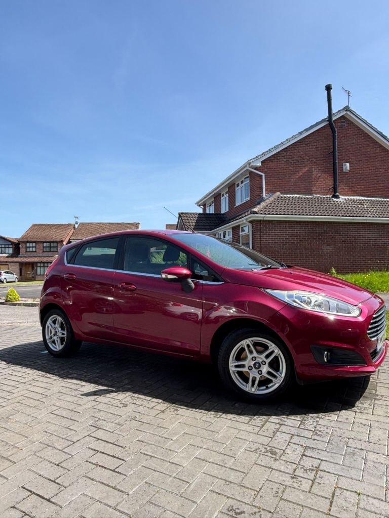 Ford, FIESTA, Hatchback, 2013, Manual, 1241 (cc), 5 doors