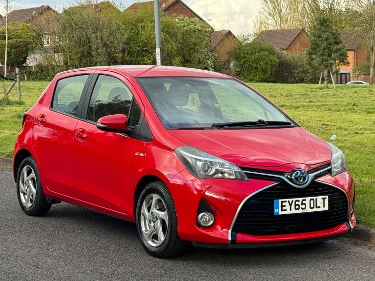 2015 Toyota Yaris 1.5 Hybrid Icon 5dr CVT HATCHBACK PETROL/ELECTRIC Automatic