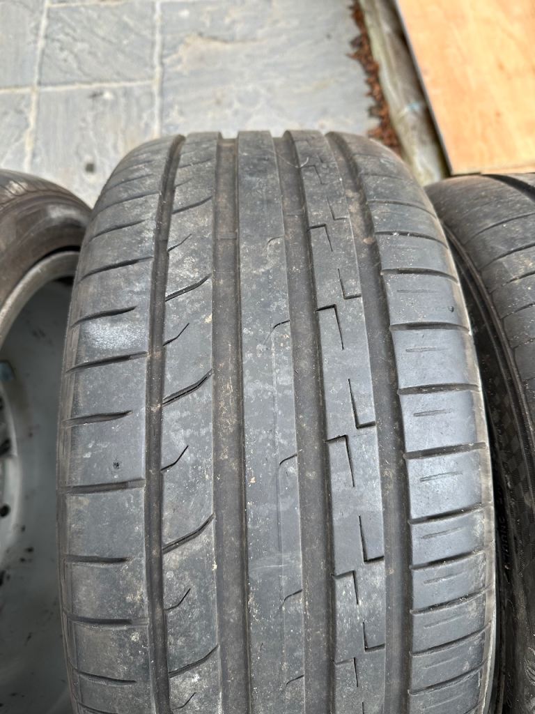 Audi original wheels they fit Volkswagen Skoda as well tyres like new R19 5x112