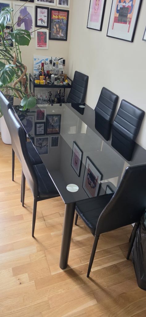 Glass dinner table & 6 chairs