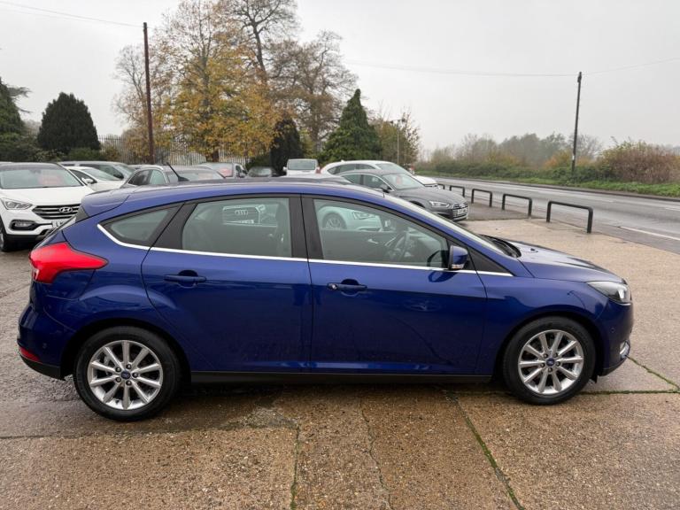 2015 Ford Focus 1.0T EcoBoost Titanium Auto Euro 6 (s/s) 5dr HATCHBACK Petrol Automatic