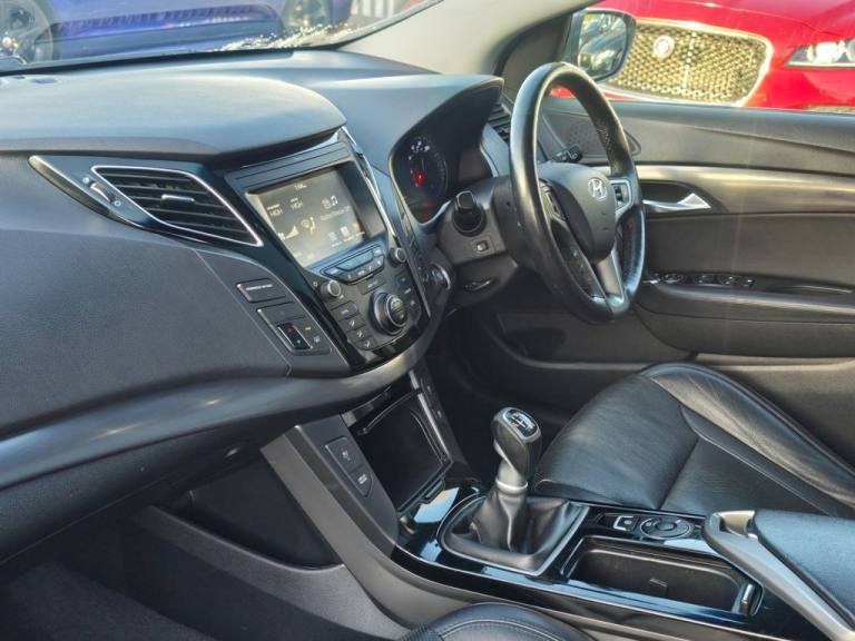 2017 Hyundai i40 1.7 CRDi Blue Drive Premium 5dr ESTATE DIESEL Manual