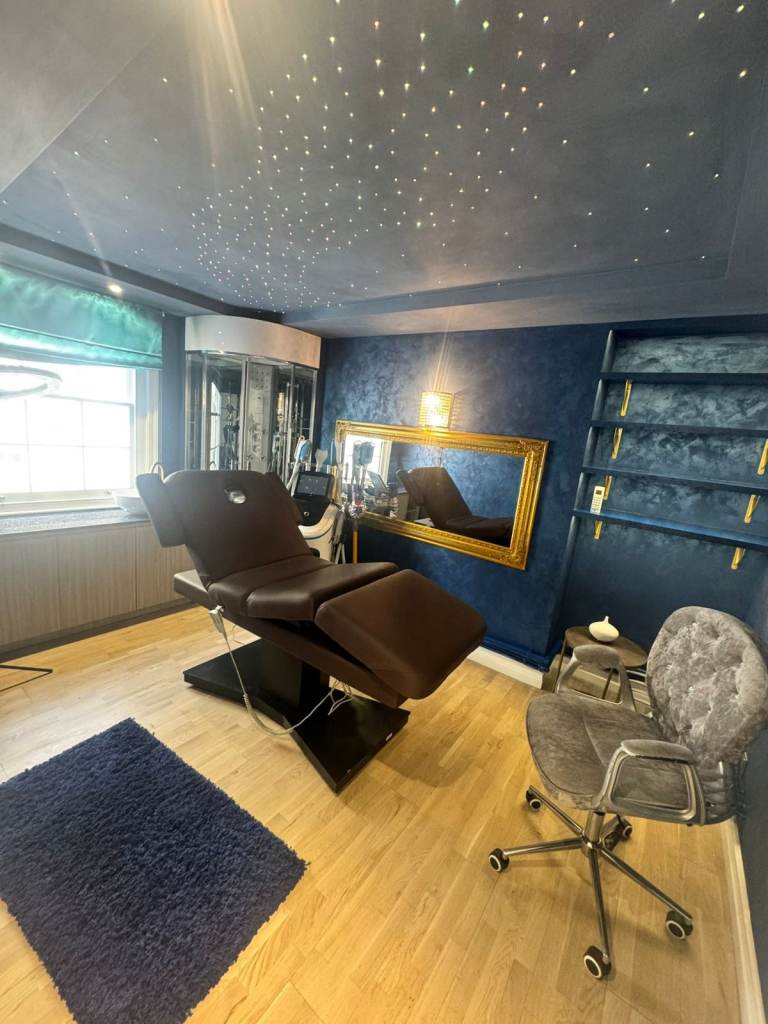 🏥 THERAPY / CLINIC ROOM FOR RENT – KNIGHTSBRIDGE