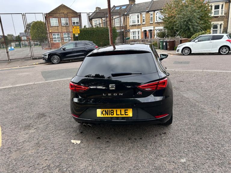 Seat, LEON, Hatchback, 2018, Semi-Auto, 1968 (cc), 5 doors