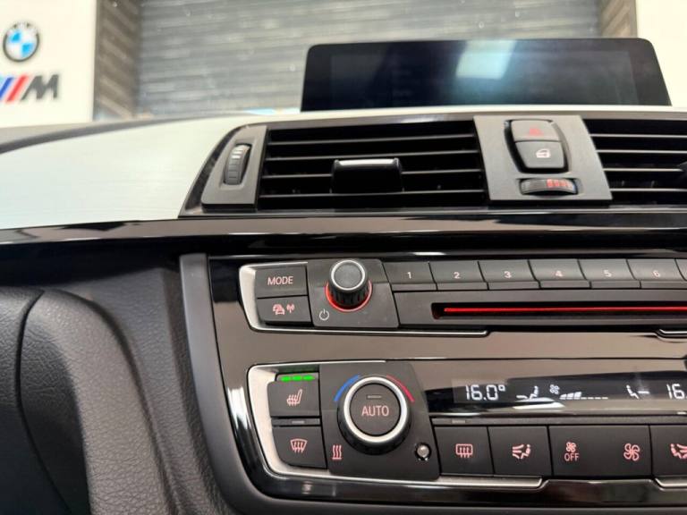 2015 BMW 4 Series 2.0 420d M Sport Auto Euro 6 (s/s) 2dr Convertible Diesel Automatic