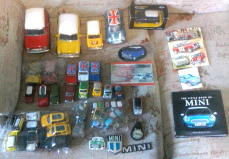 MINIS AND MEMORABILIA