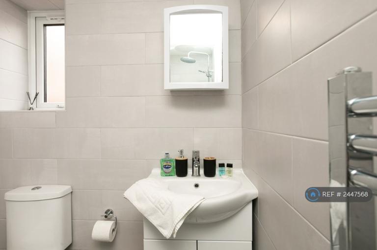 5 bedroom house in Chaucer Street, Leicester, LE2 (5 bed) (#2447568)