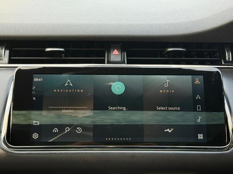 2021 Land Rover Range Rover Evoque 1.5 P300e R-Dynamic HSE 5dr Auto ESTATE PETROL/ELECTRIC Automatic