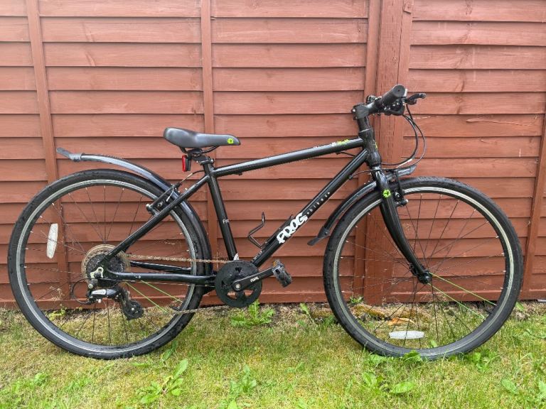 Black frog 69 hybrid bike