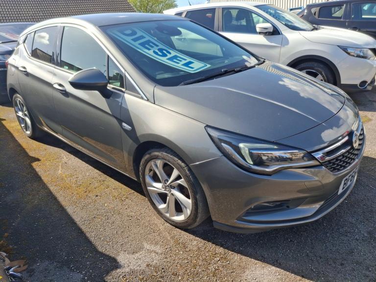 2016 Vauxhall Astra 1.6 CDTi 16V 136 SRi 5dr HATCHBACK Diesel Manual