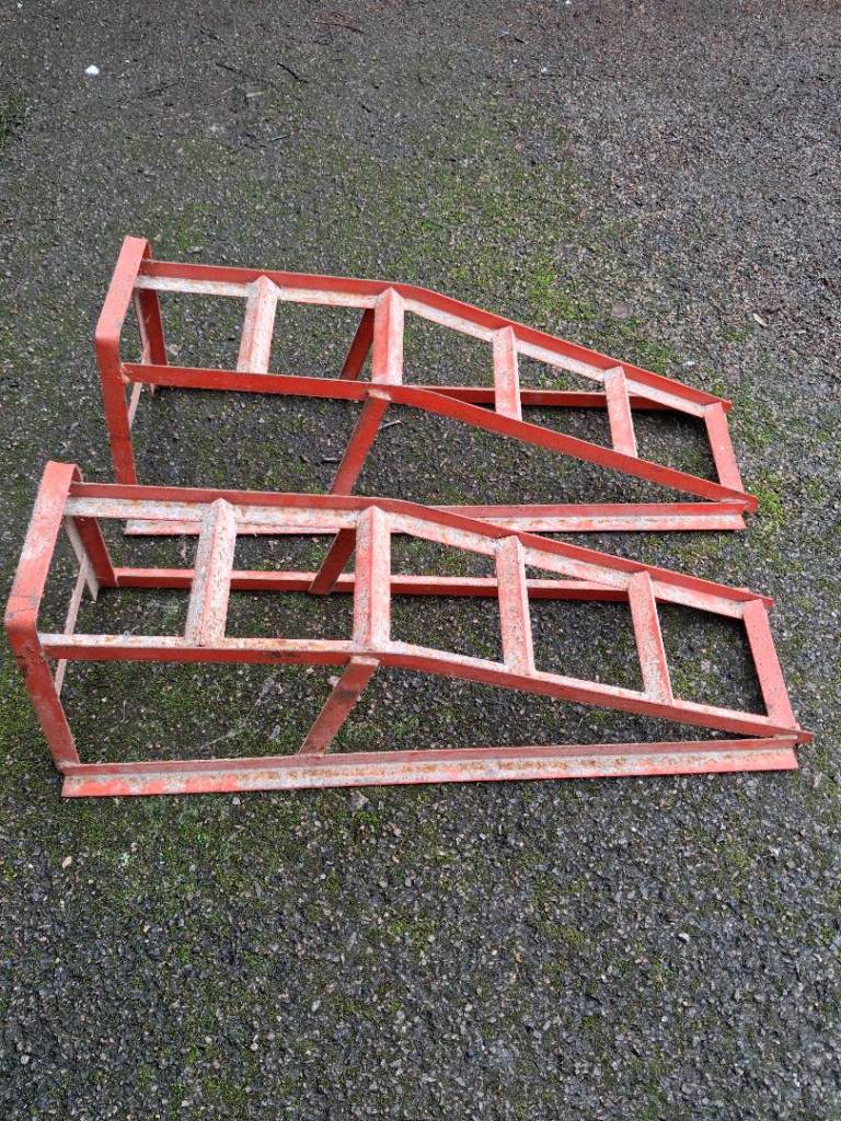 Pair of metal car ramps