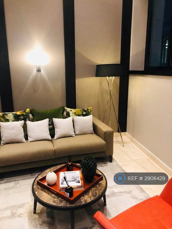 2 bedroom flat in Chancery Lane, London, WC2A (2 bed) (#2906429)