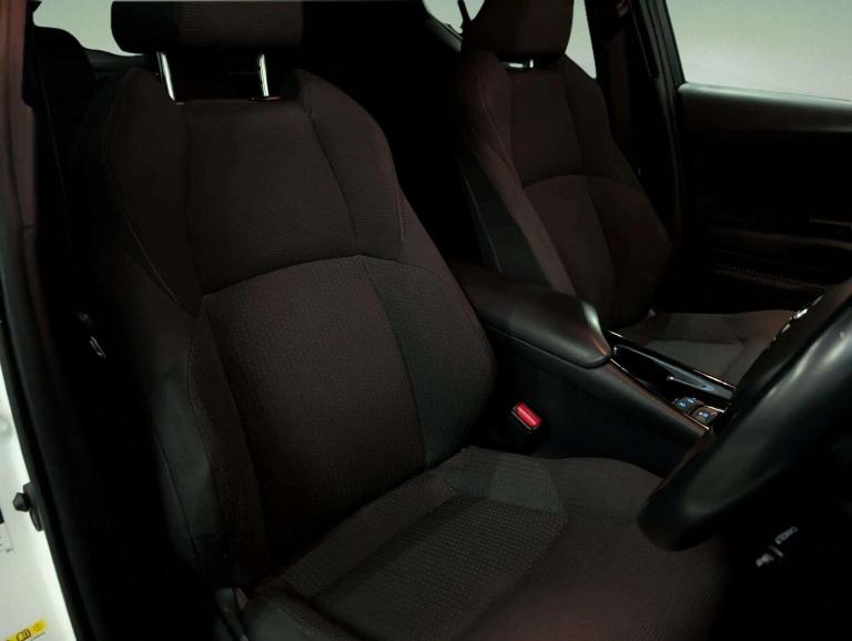 2018 Toyota C-HR 1.2T Design 5dr HATCHBACK PETROL Manual