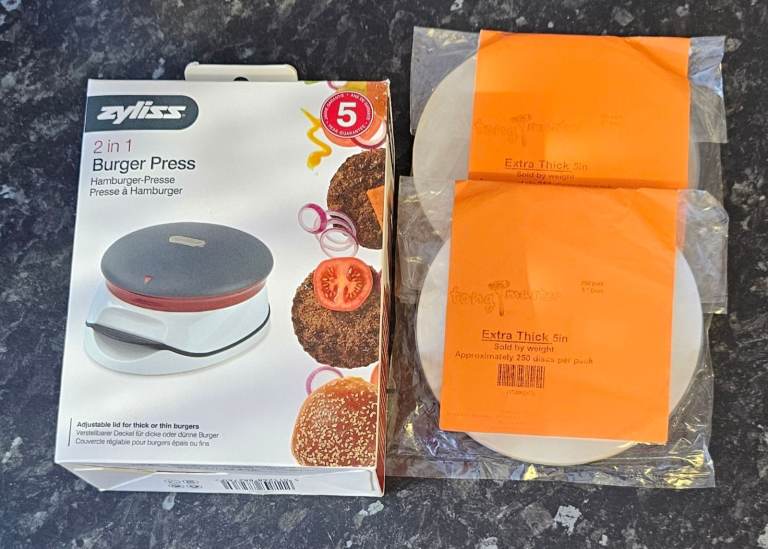 BRAND NEW Burger Press and Cellophane Discs