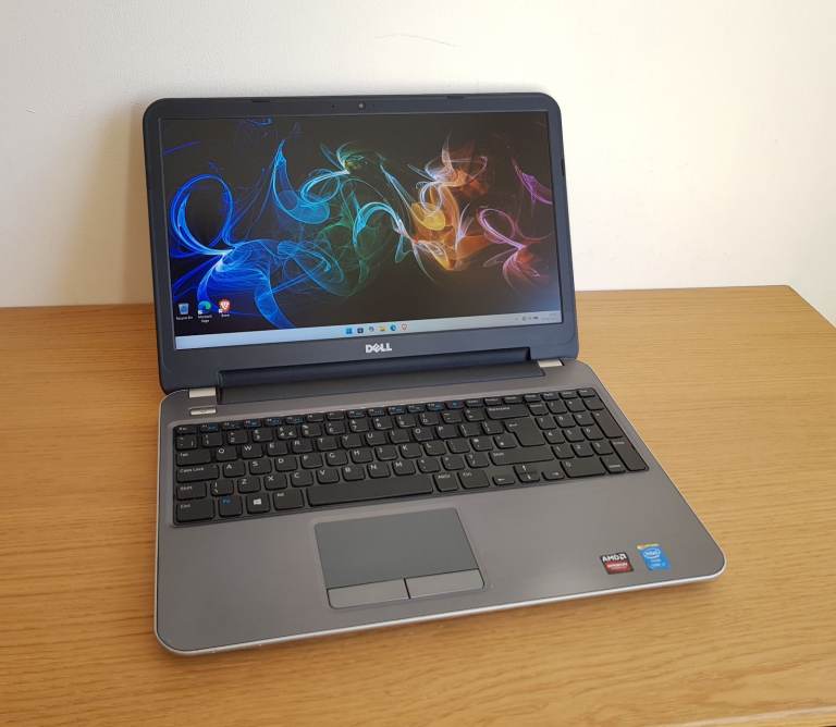 Dell Inspiron Laptop Windows 11 *i7, 8gb, 240gb, HD7850 2gb