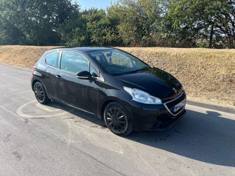 Peugeot 208 1.2L PETROL, 62REG FOR SALE 