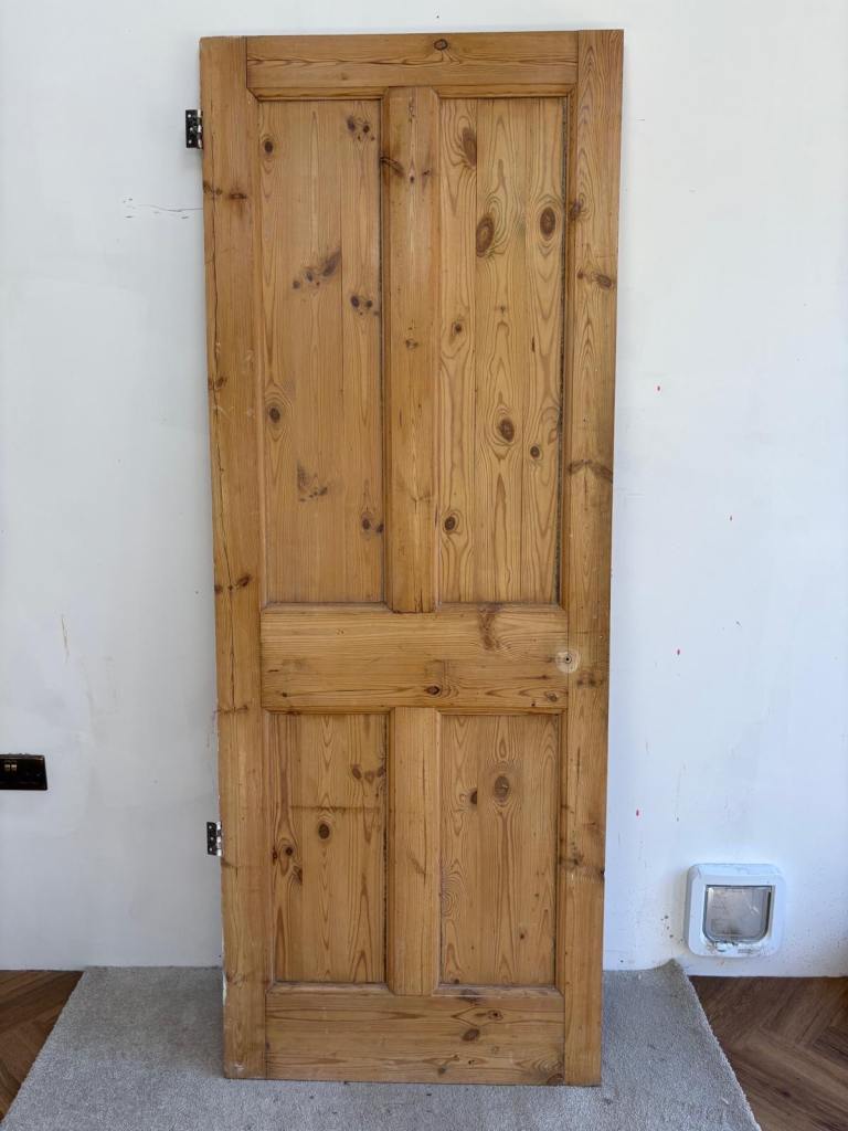 Wooden Internal Door – Pine, used Condition