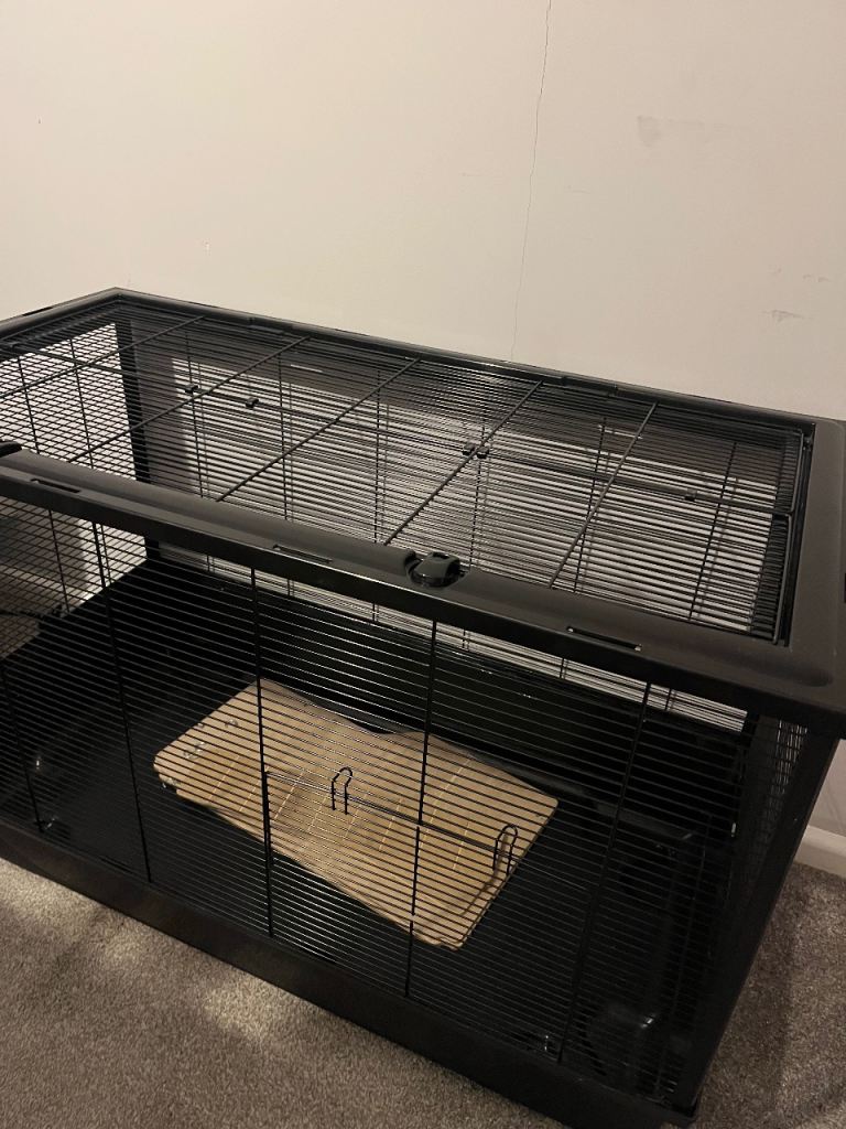 *NEEDS TO BE GONE* Langham XL small animal cage 