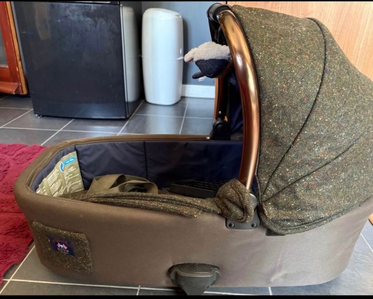 Moon tweed mama and papas pram & buggy 
