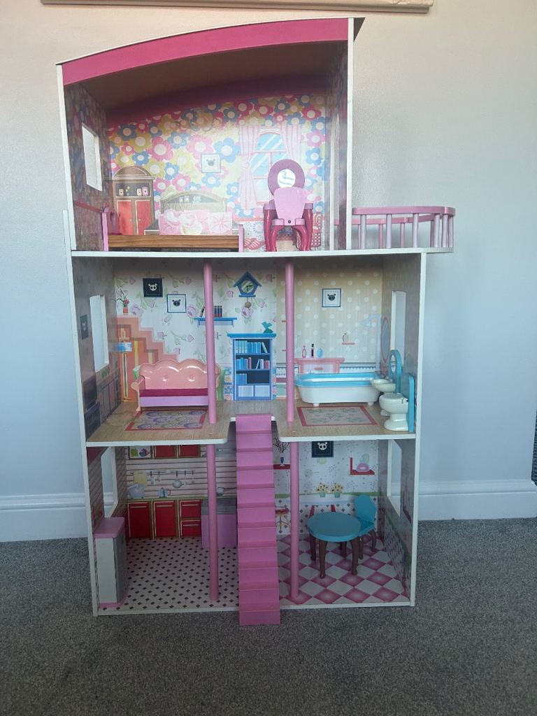 ** FREE ** Large dolls house and furniture 