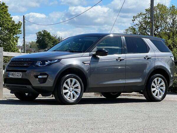 2015 Land Rover Discovery Sport 2.0 TD4 180 SE Tech 5dr ESTATE DIESEL Manual