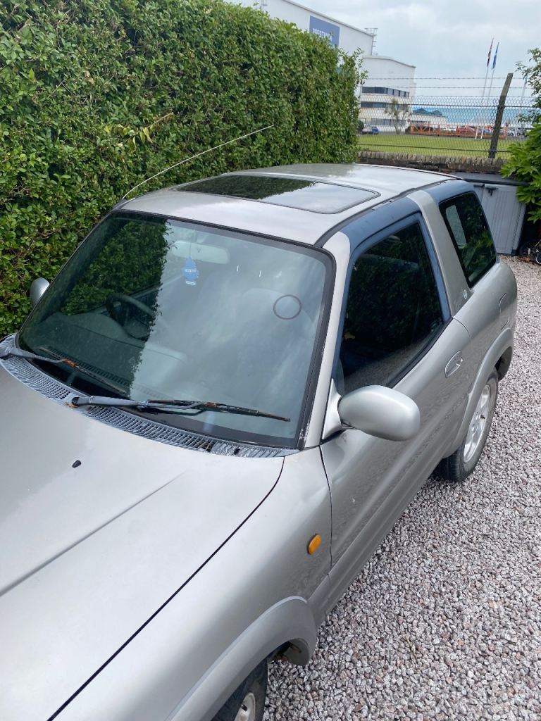 Toyota, RAV 4, heat limited edition Manual, 1998 (cc), 3 doors