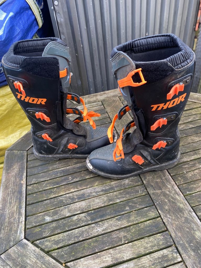 Motocross boots/ helmet