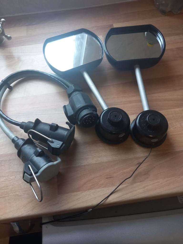 Towing mirrors 