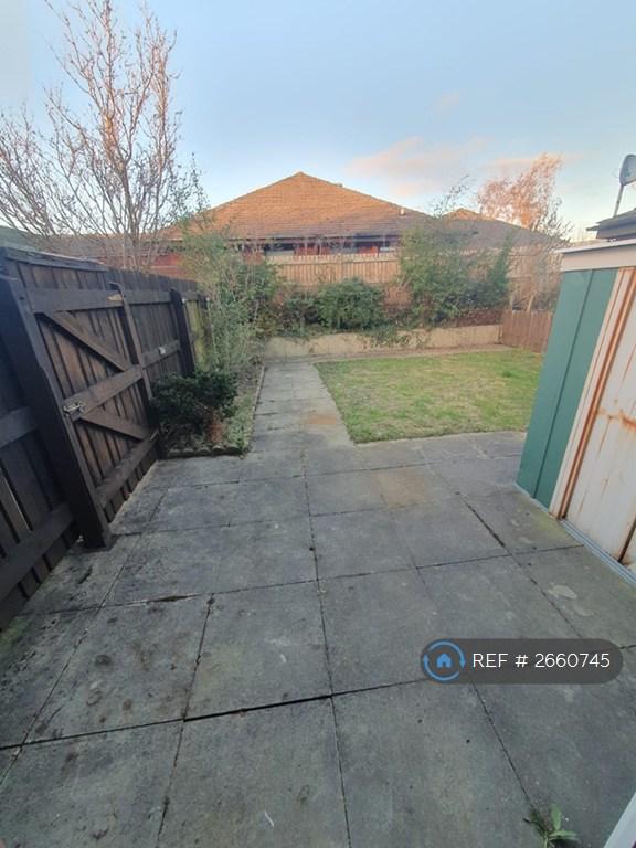 1 bedroom house in Lambeth Close, Blackburn, BB1 (1 bed) (#2660745)