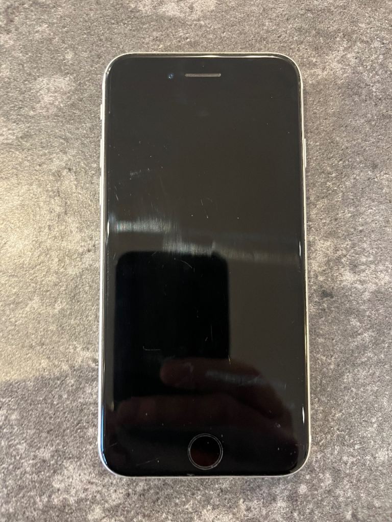 Apple iPhone SE 2 2020 with 77% battery health. Back cracked, screen good. Open to offers.