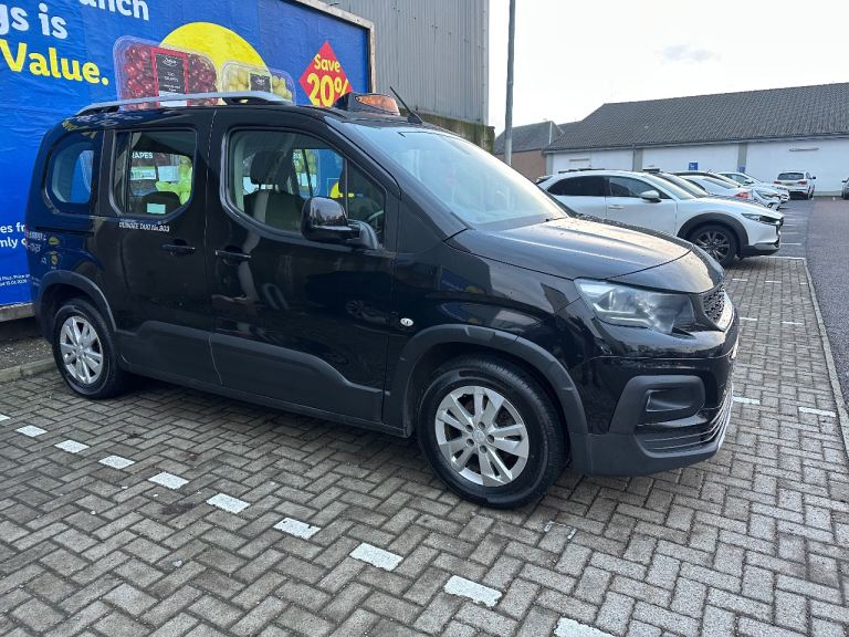 Peugeot, RIFTER, MPV, 2020, Manual, 1499 (cc), 5 doors