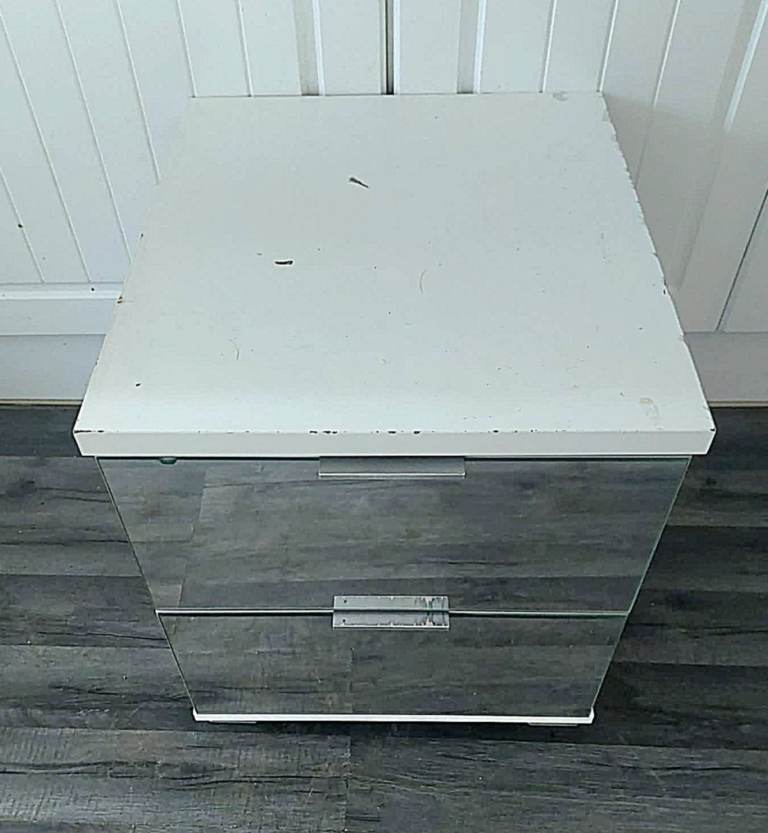White / Mirrored Bedside Drawers x2. HEAVY Quality set!