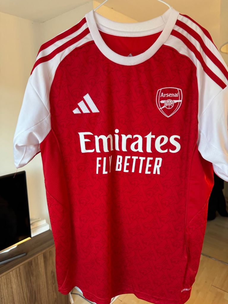 Arsenal Shirt size M