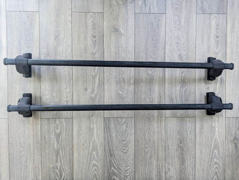 Halfords Non-Rail 115cm Steel Roof Bars SET055 fits Ford Fusion / Fiesta V & VI / Hyundai i10